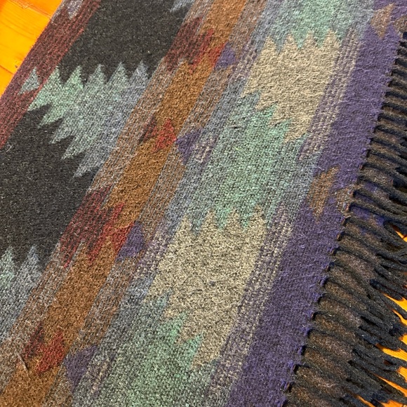 Women’s Aztec Wrap - Picture 4 of 4